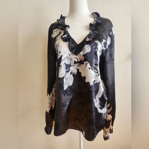 Tahari Black & White Floral Ruffle V-Neck Blouse, Size M